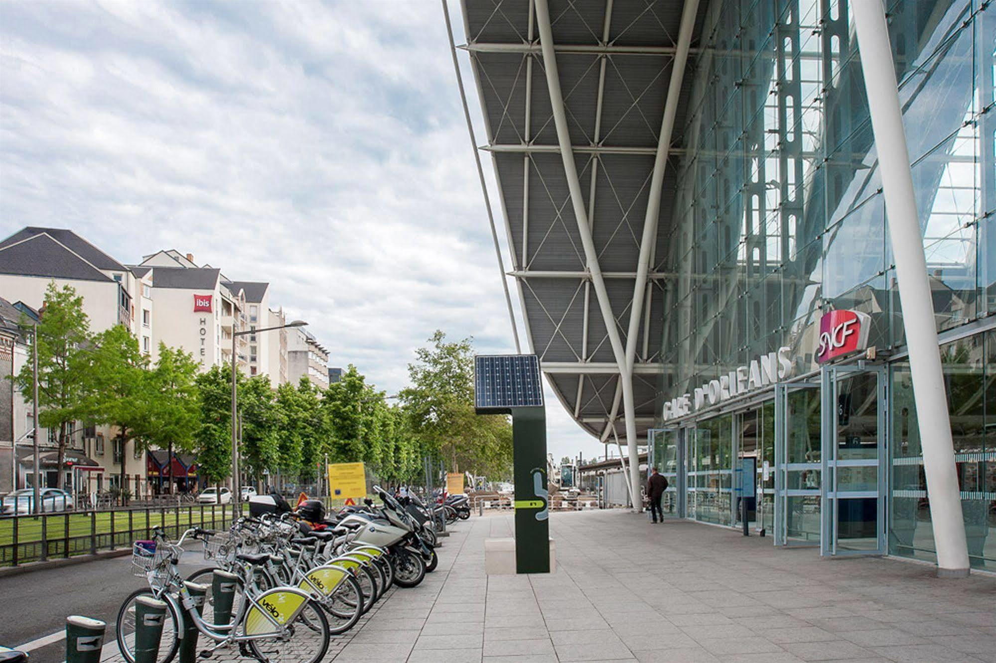 Ibis Orleans Centre Gare Hotel Bagian luar foto