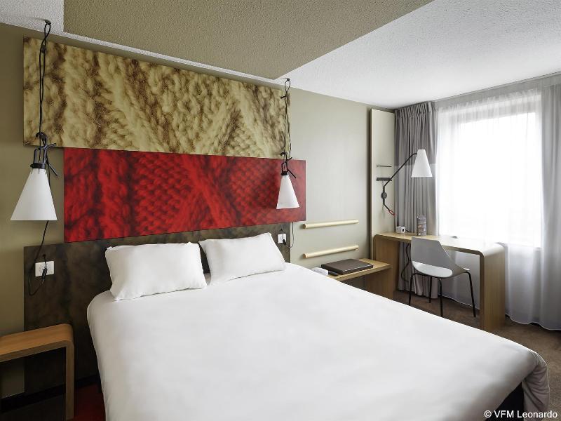 Ibis Orleans Centre Gare Hotel Bagian luar foto